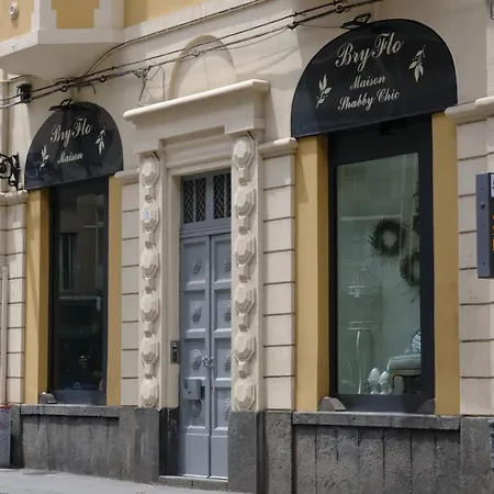 Apartment Palazzo Vitrano - Tourist *