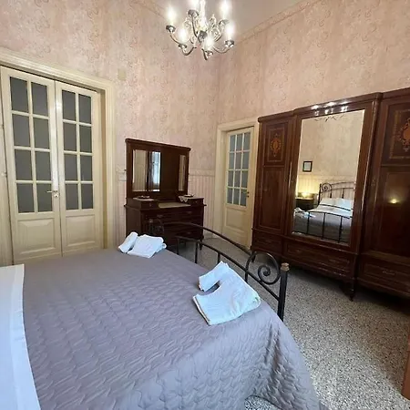 Lejlighed Palazzo Vitrano - Tourist *